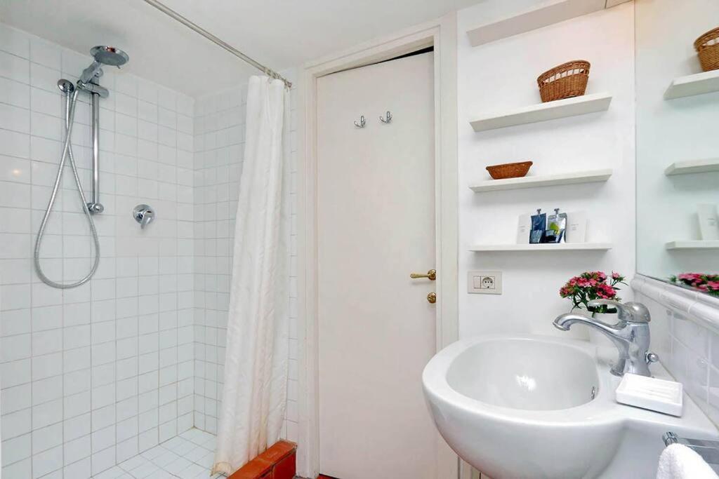 Trastevere Charming Loft | Romeloft Buitenkant foto