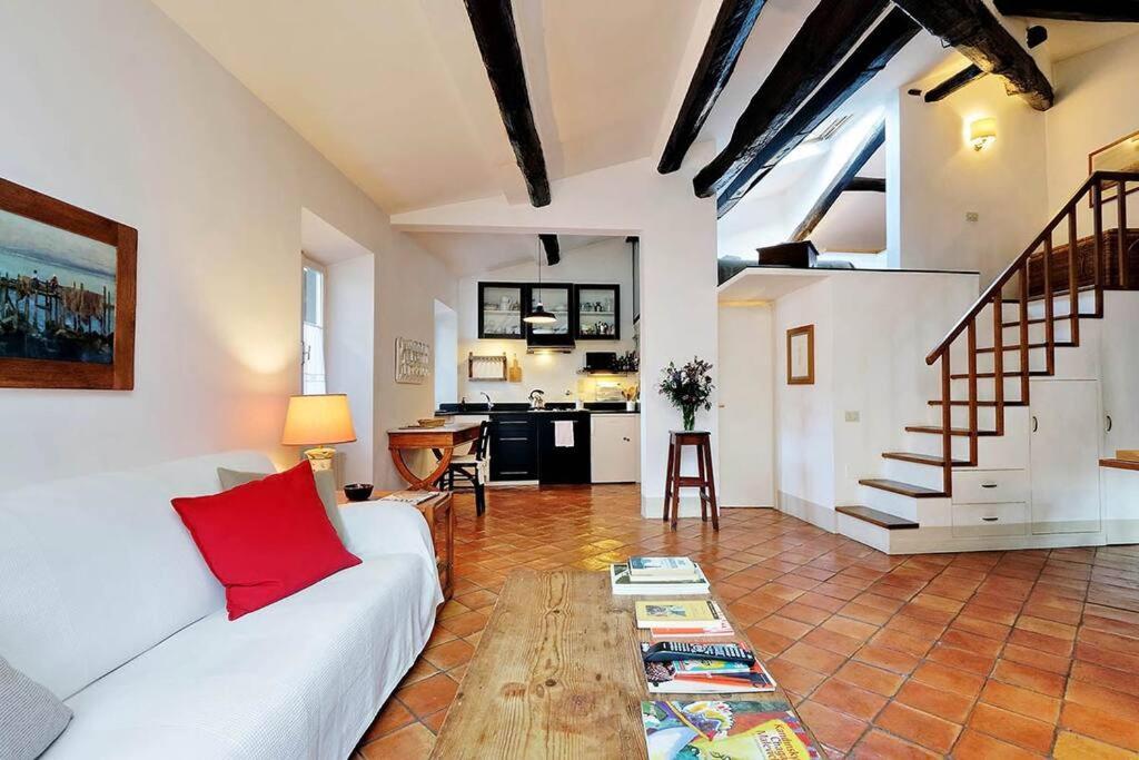 Trastevere Charming Loft | Romeloft Buitenkant foto